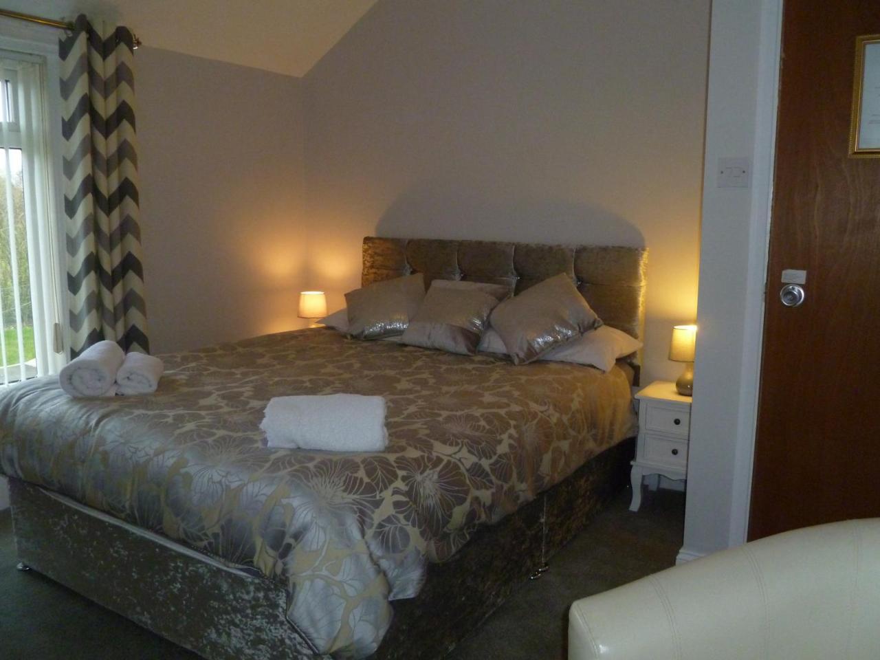 Greenlaw Guest House เกรทนากรีน ภายนอก รูปภาพ