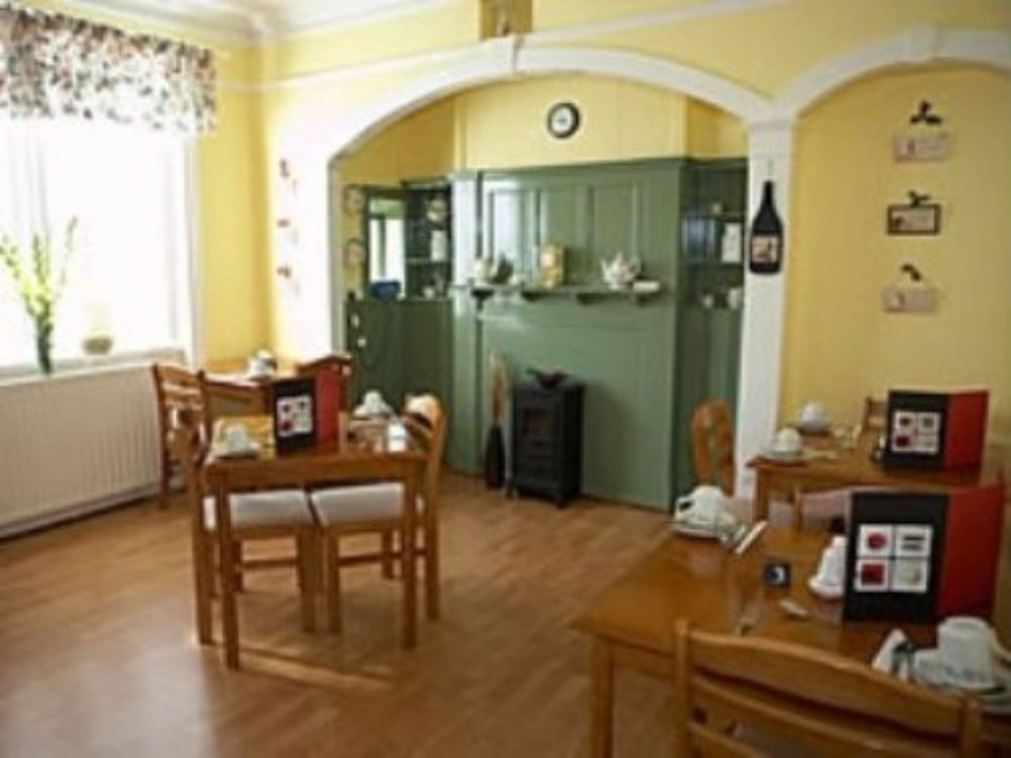 Greenlaw Guest House เกรทนากรีน ภายนอก รูปภาพ